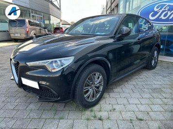 Alfa Romeo Stelvio 2.2 t Business Q4 210cv auto my19