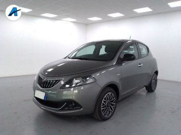 Lancia Ypsilon 1.0 firefly hybrid Platino s&s 70cv