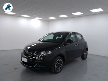 Lancia Ypsilon 1.0 firefly hybrid Platino s&s 70cv