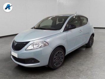 Lancia Ypsilon 1.0 firefly hybrid Silver Plus s&s 70cv